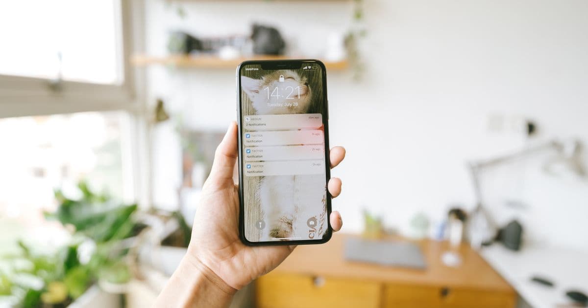 Can Debt Collectors Text You in Florida? Your FDCPA and TCPA Rights